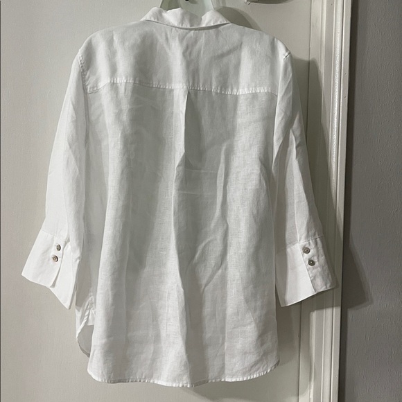 Chico's Classic White Button-Down linen Shirt - Picture 5 of 10